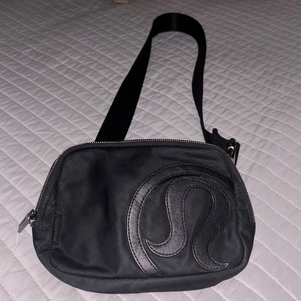 Lululemon Limited Edition Everywhere Belt Bag